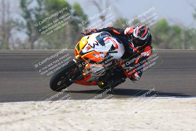 media/Sep-20-2025-TrackDaz (Sat) [[27f0cde673]]/A Group/11am (Turn 2)/